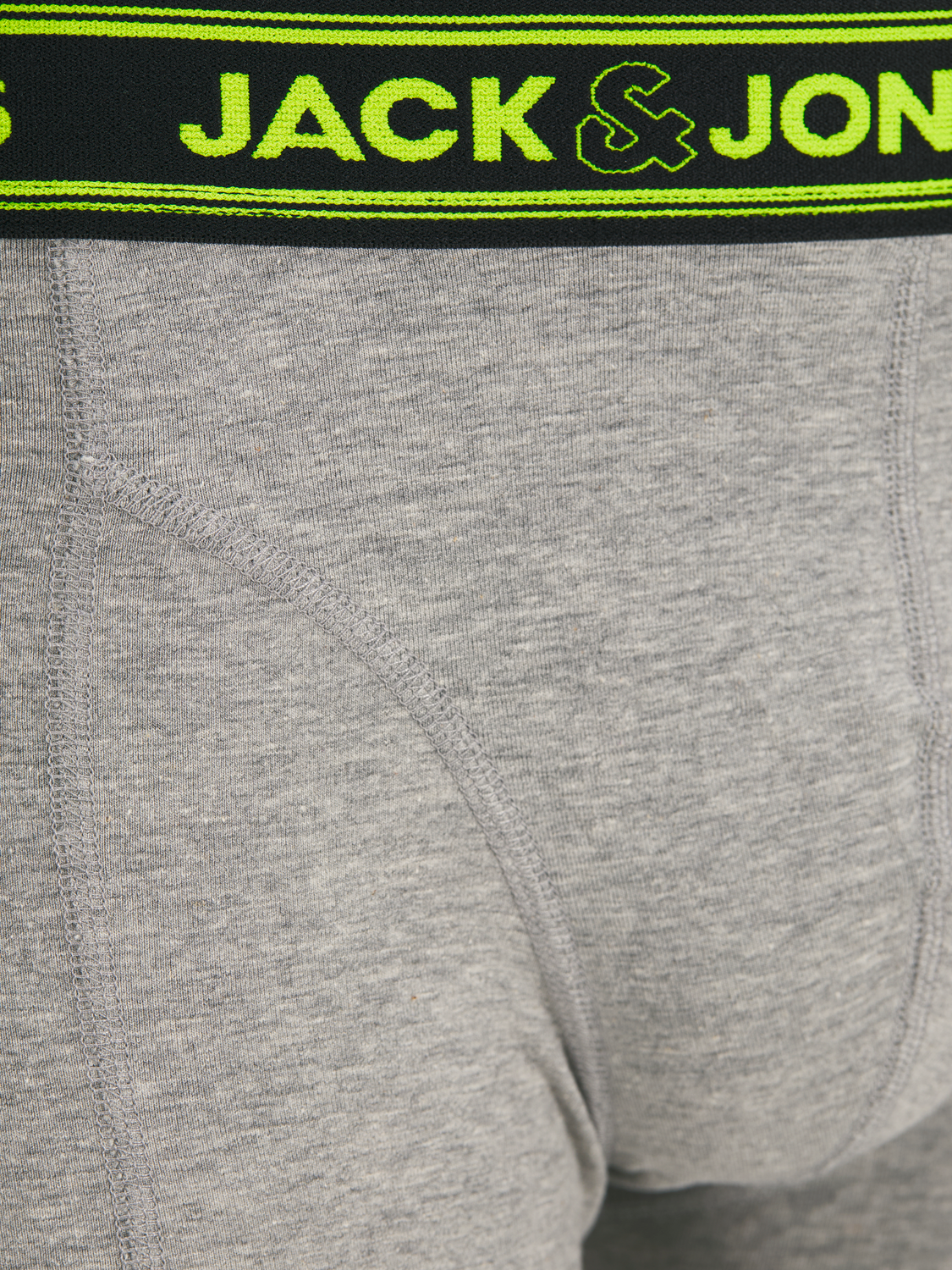 model_shot-detail